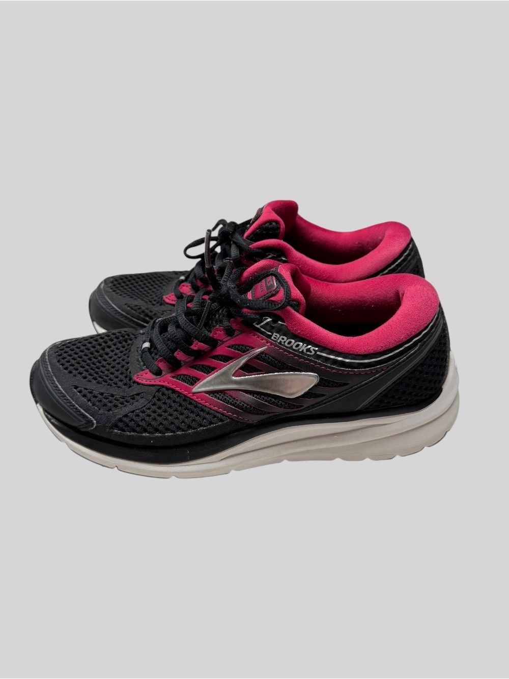 Brooks Women's Black and Pink Running Sneakers - Picture 5 of 8